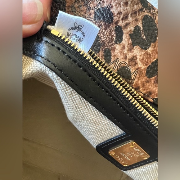 NWOT MCM LEOPARD 2 WAY - Picture 13 of 17